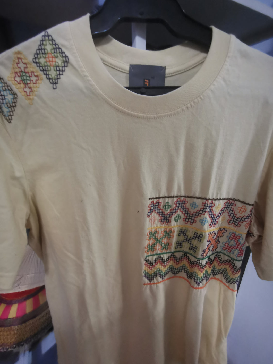 GF BERTRANDT MANOBO TEE OS V8