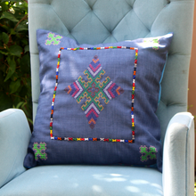 Load image into Gallery viewer, MANOBO THROW PILLOW CASE V9
